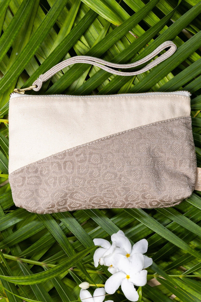 Little Compton Wristlet - Sahara